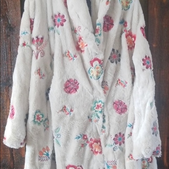 Johnny was coat 🧥 - Picture 2 of 10